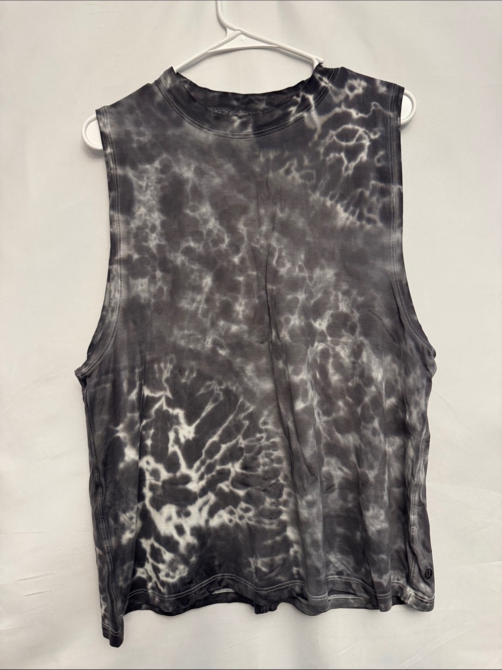 Lululemon Tie-Dye Sleeveless Gray Tank Women’s Size 8